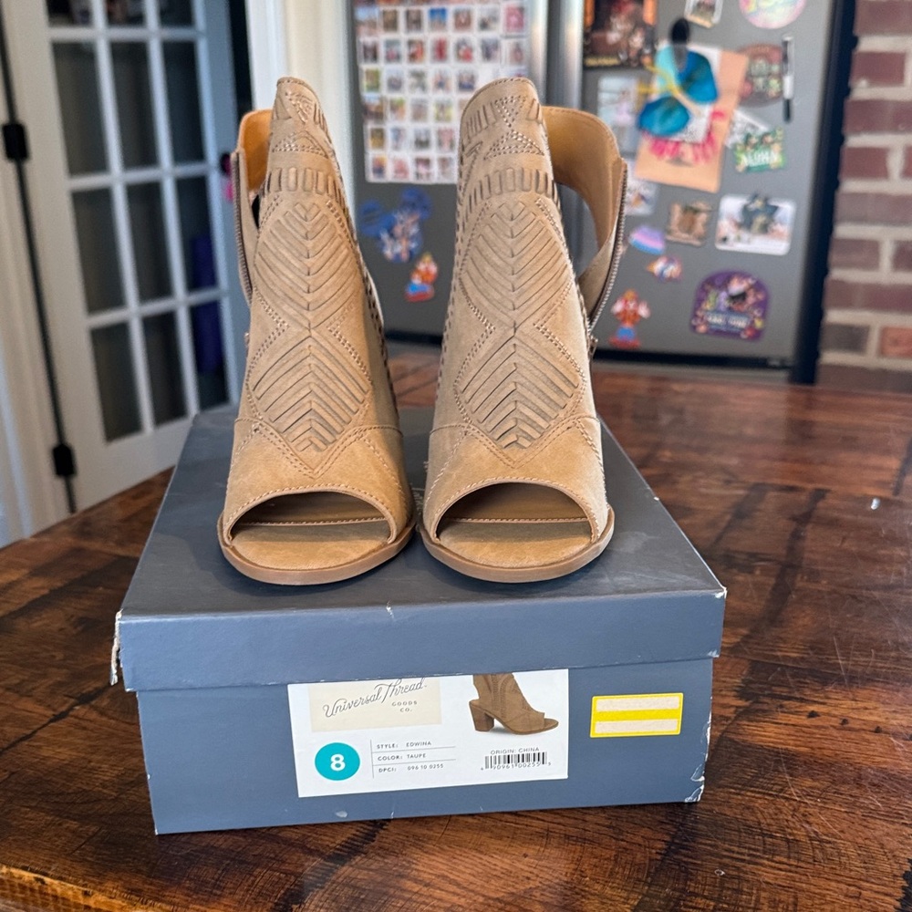 Universal Thread Tan Peep-Toe Heeled Boots